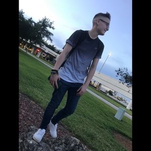 Meet your Posher, Lexi